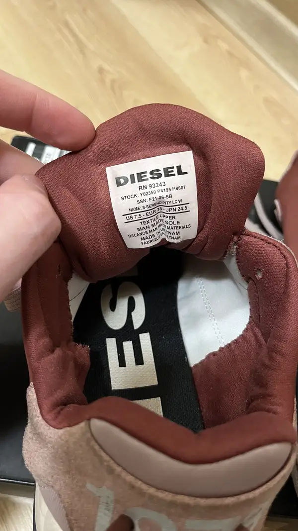Жіночі кросівки Diesel 38 р